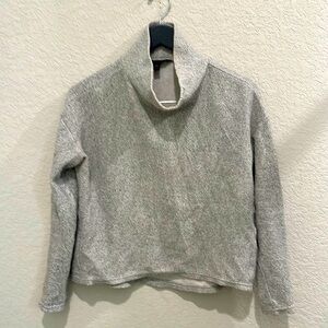 Banana Republic XS scowl neck sweater
